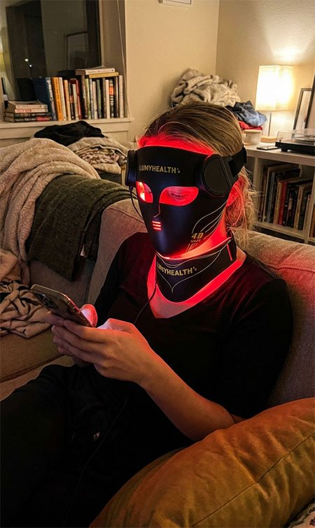 LumyHealth 4D Rejuvenating Face & Neck Mask review